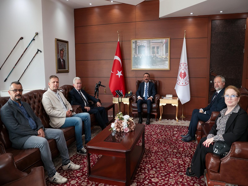 Valimiz Osman Hacıbektaşoğlu Maden Mühendisleri Odası Başkanı Erdoğan Kaymakçı'yı Kabul Etti