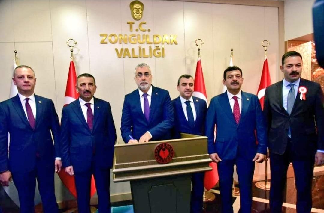 Çalışma ve Sosyal Güvenlik Bakanımız  Prof.Dr. Vedat Işıkhan Ziyaret ve İncelemeleri Kapsamında İlimizi Ziyaret Etti